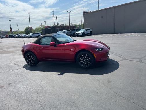 2025 Mazda MX-5 Miata Grand Touring