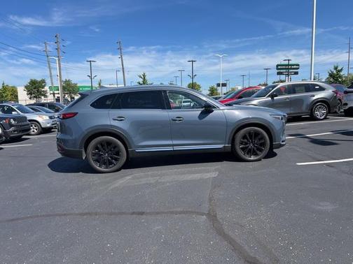2023 Mazda CX-9 Carbon Edition