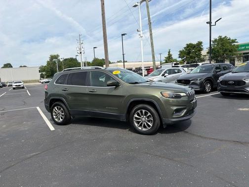Olive Green 2019 Jeep Cherokee Latitude Plus