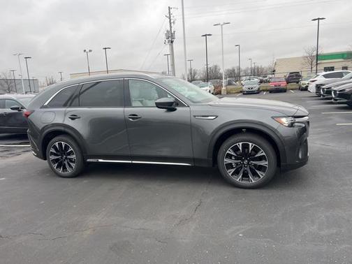 2026 Mazda CX-90 PHEV Premium Plus
