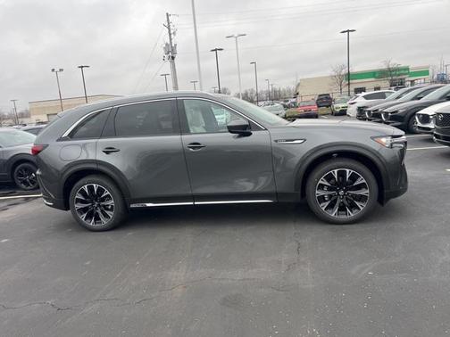 2026 Mazda CX-90 PHEV Premium Plus