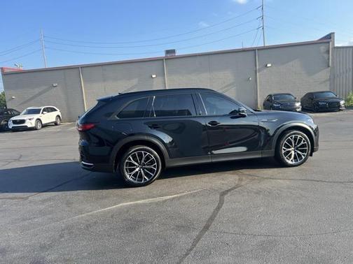 2025 Mazda CX-70 PHEV Premium Plus Package