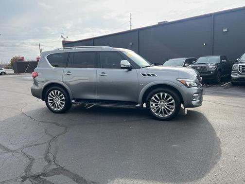 2017 INFINITI QX80 Base