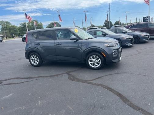 2022 Kia Soul LX