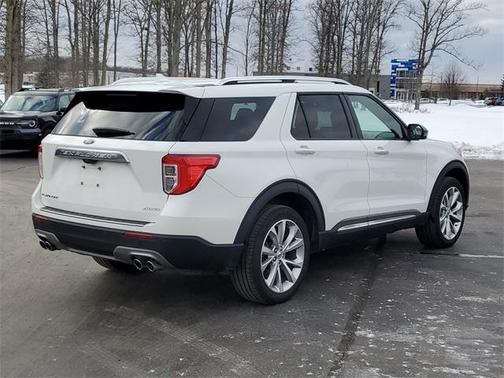 2022 Ford Explorer Platinum