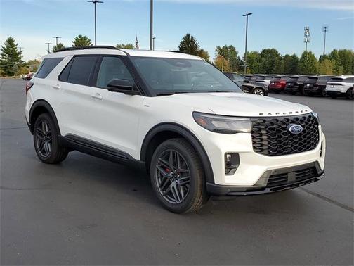 2025 Ford Explorer ST-Line