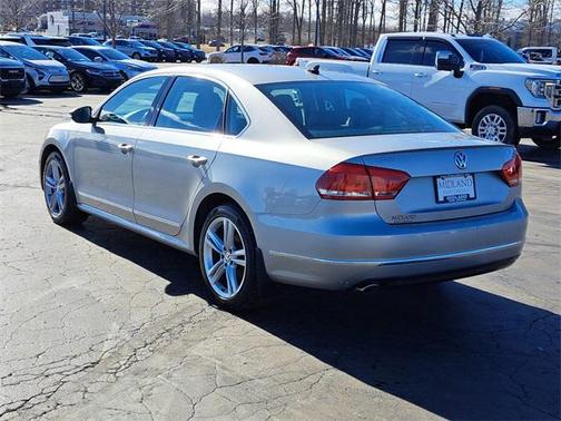 2012 Volkswagen Passat 2.0 TDI SEL Premium