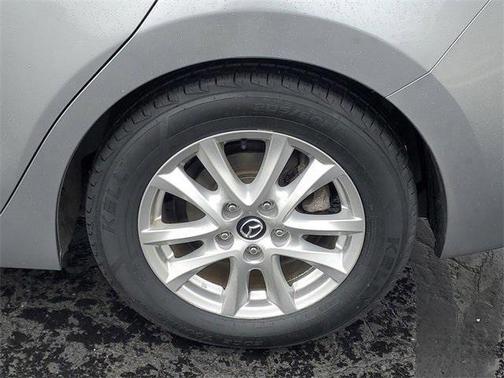 2016 Mazda Mazda3 i Touring