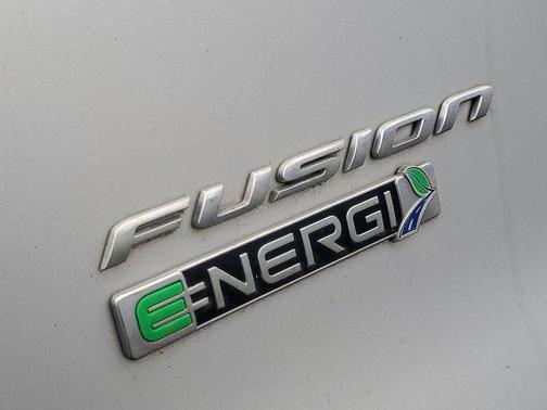 2018 Ford Fusion Energi SE Luxury