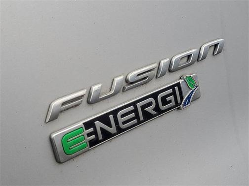 2018 Ford Fusion Energi SE Luxury