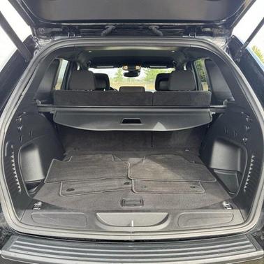 2022 Jeep Grand Cherokee Laredo