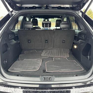 2022 Ford Edge ST Line