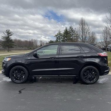 2022 Ford Edge ST Line