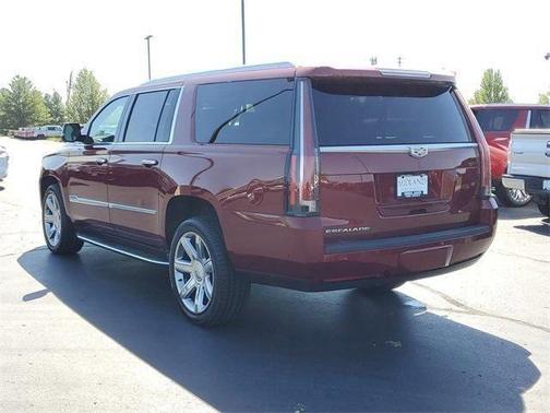 2019 Cadillac Escalade ESV Premium Luxury