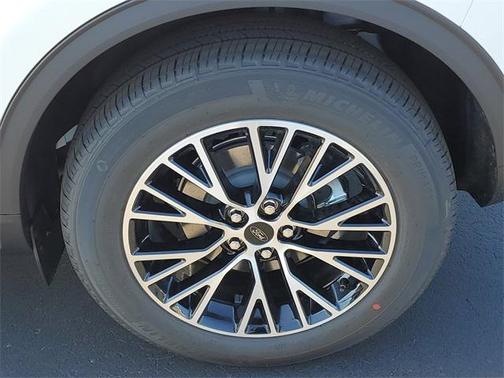 2026 Ford Escape PHEV SE