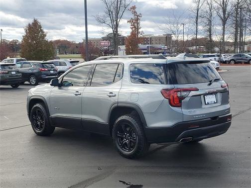 2023 GMC Acadia AWD AT4