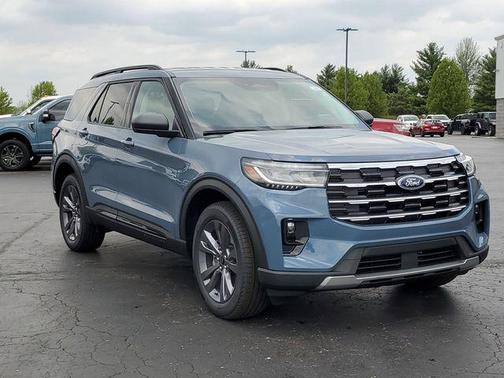 Vapor Blue Metallic 2026 Ford Explorer Active