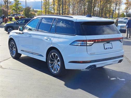 2026 Lincoln Aviator Premiere