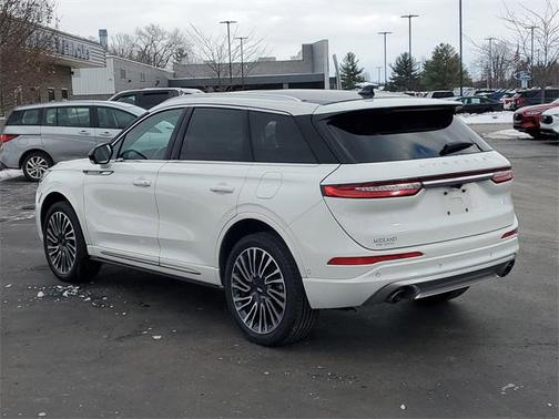 2022 Lincoln Corsair Standard