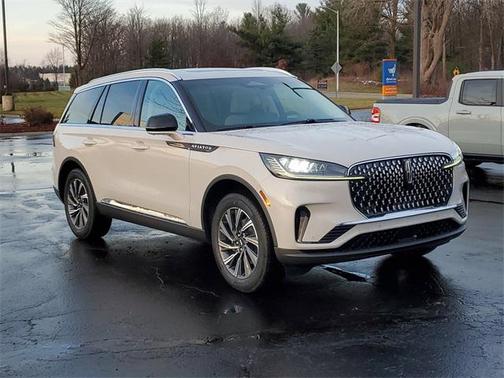 2025 Lincoln Aviator Premiere