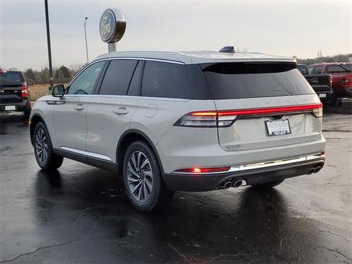 2025 Lincoln Aviator Premiere