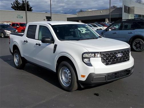 2025 Ford Maverick XL