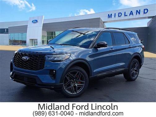 2025 Ford Explorer ST-Line