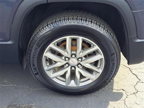 2018 GMC Acadia SLE-2
