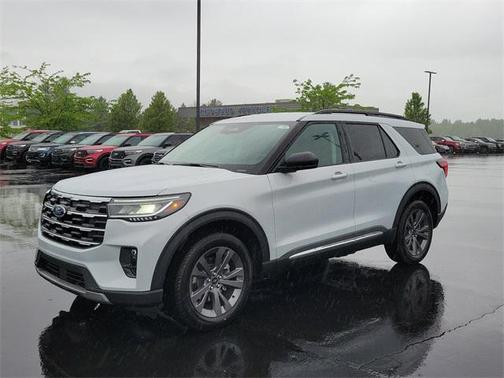 2025 Ford Explorer Active