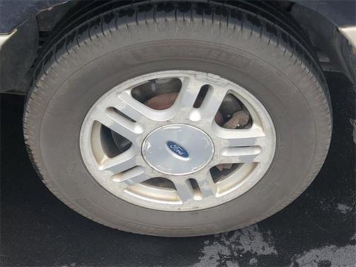 2005 Ford Freestar Limited