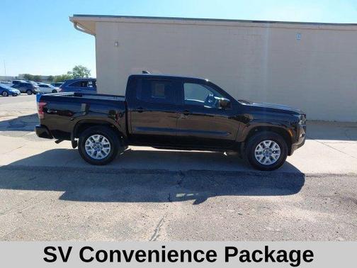 Black 2023 Nissan Frontier SV