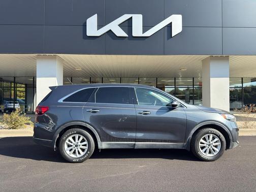 2020 Kia Sorento LX