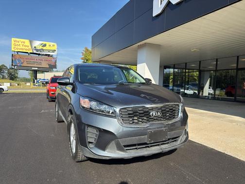 2020 Kia Sorento LX