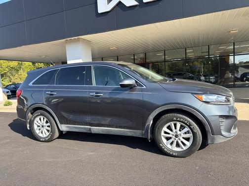 2020 Kia Sorento LX