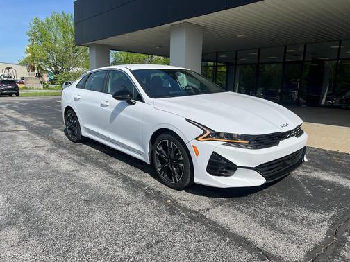 2023 Kia K5 GT-Line