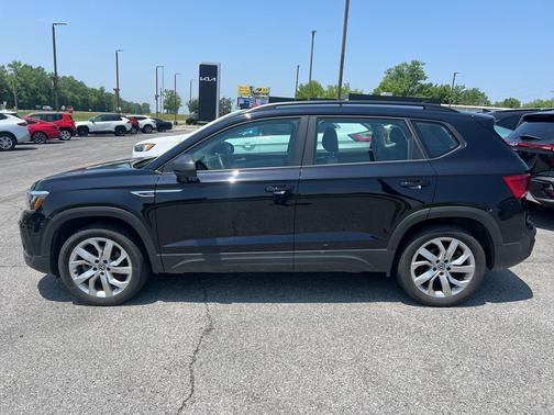 2023 Volkswagen Taos 1.5T S