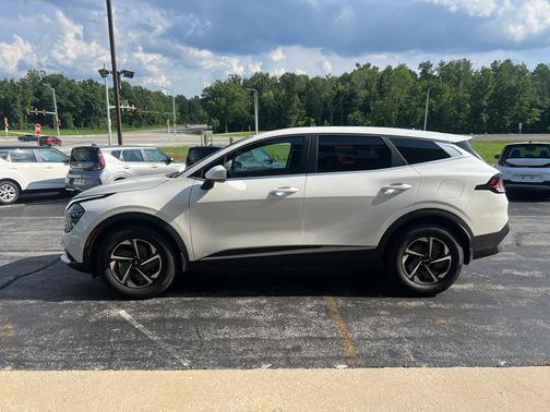 2025 Kia Sportage Hybrid LX