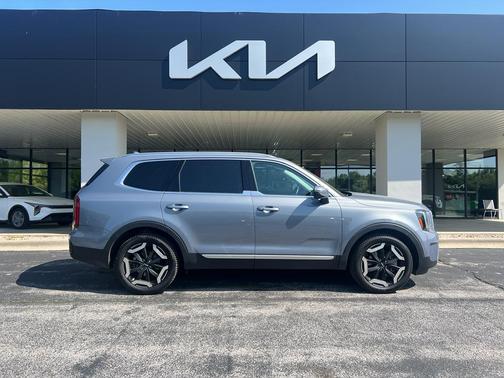 2024 Kia Telluride S