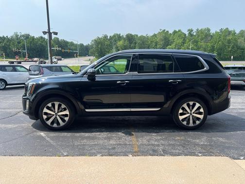 2022 Kia Telluride S