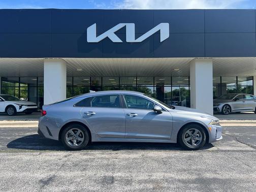 2021 Kia K5 LX