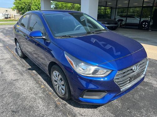 2020 Hyundai Accent SE