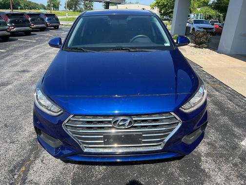 2020 Hyundai Accent SE