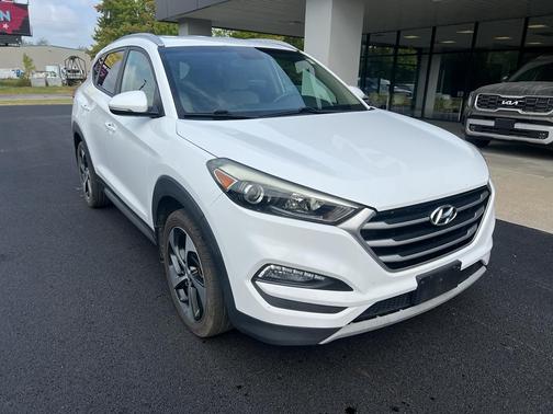 2017 Hyundai TUCSON Sport