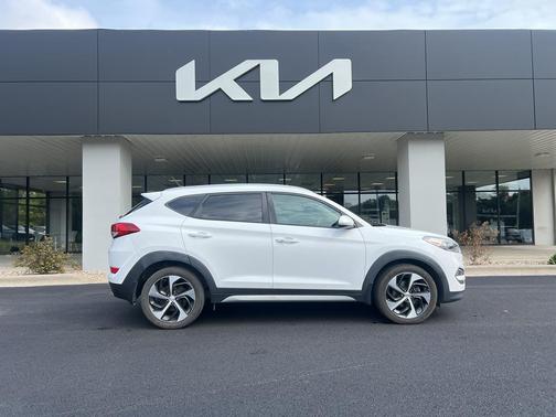 2017 Hyundai TUCSON Sport