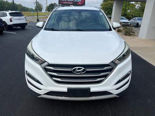 2017 Hyundai TUCSON Sport