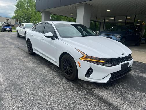 2022 Kia K5 LXS