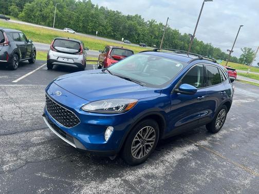 2022 Ford Escape SEL