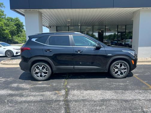 2021 Kia Seltos EX
