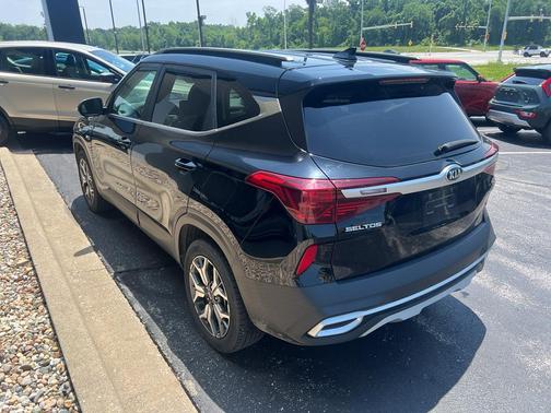 2021 Kia Seltos EX