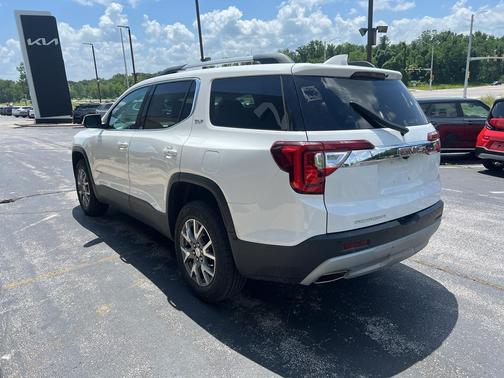 2021 GMC Acadia SLT